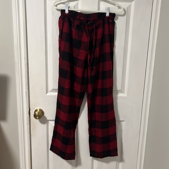 Hollister (Gilly Hicks) Pyjama Set - Picture 3 of 3